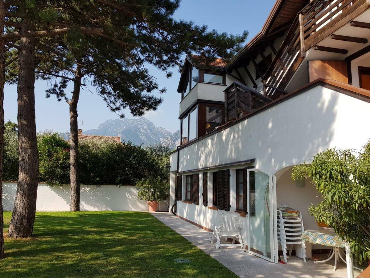 Torbole Lake Front Torbole Sul Garda Exterior foto